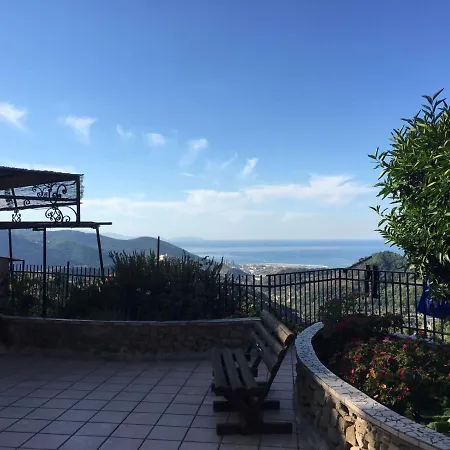 La Vecchia Fattoria Bed and Breakfast *